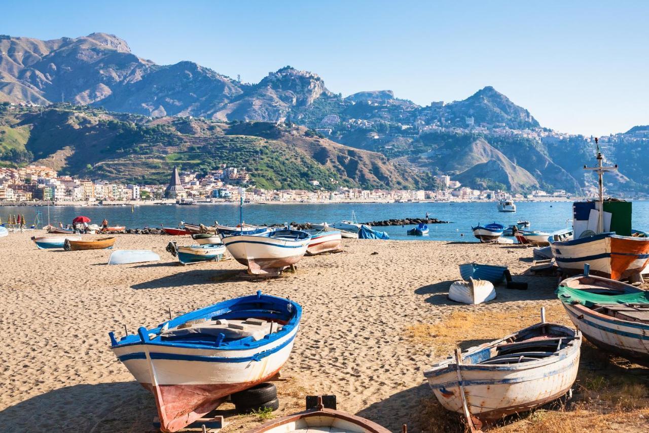 Le Tre More Giardini-Naxos Buitenkant foto